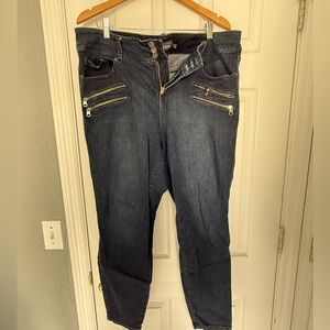 EUC Size 22R Torrid Dark Blue Zipper Jegging
